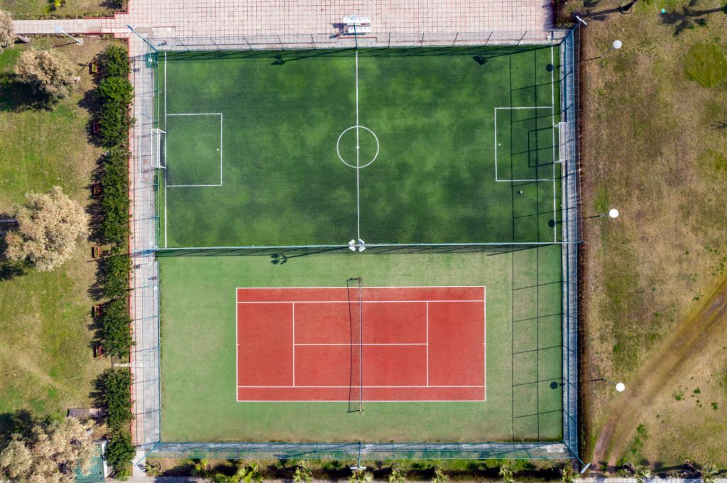 things you need to know about tennis courts in residential areas