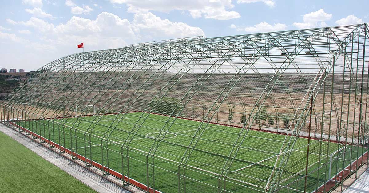 Encompassing the Advantages of Indoor Football Fields